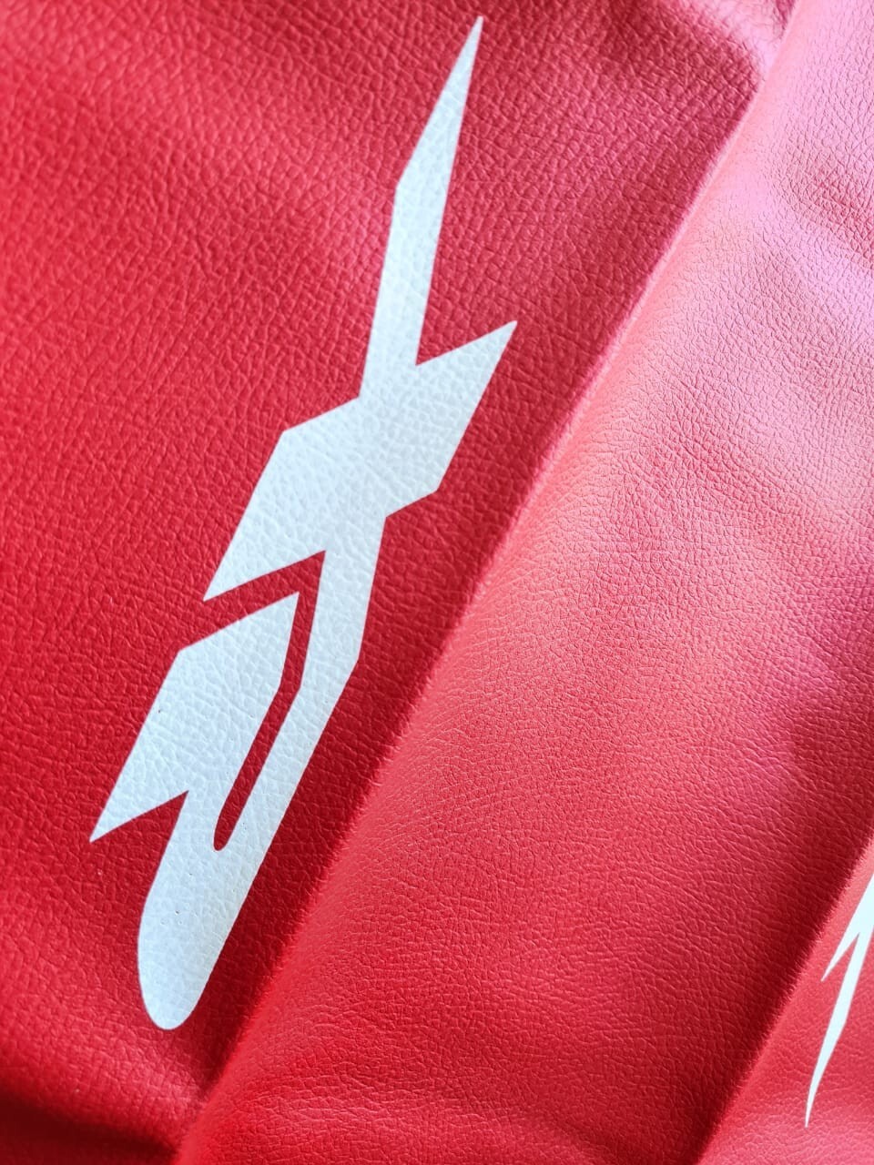 seat cover for Honda Xr400 Xr 400 xr400 2001 red Synthetic leather fast