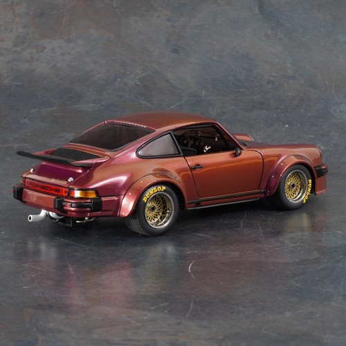 :Exoto Racing Legends 1:18 Porsche 934 RSR Standox Interlagos Modello di auto antincendio - Foto 4 di 9