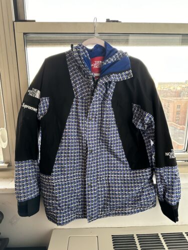 Supreme X The North Face Studded Mountain Light Royal Blue Jacket SM - Afbeelding 1 van 3