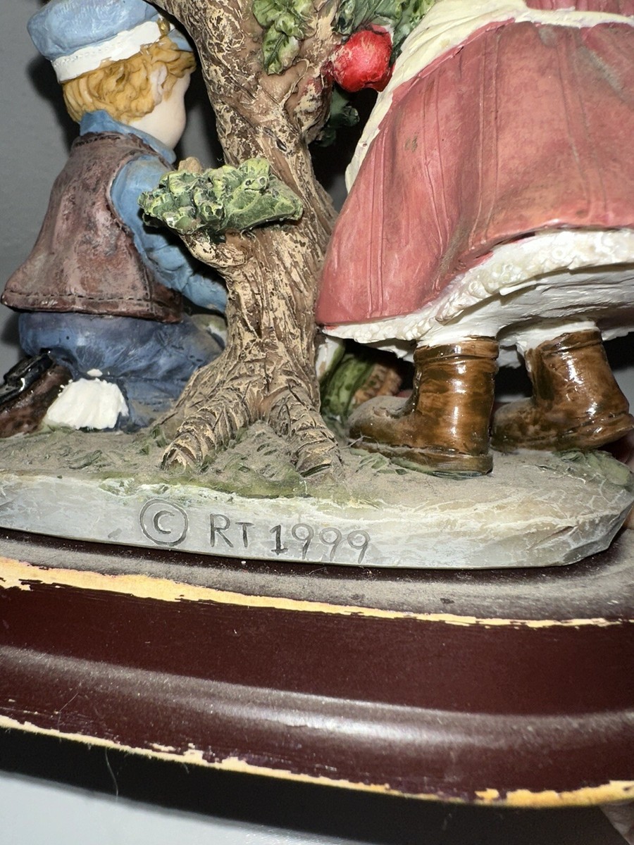 The vintage Montefiori collection figurine | eBay