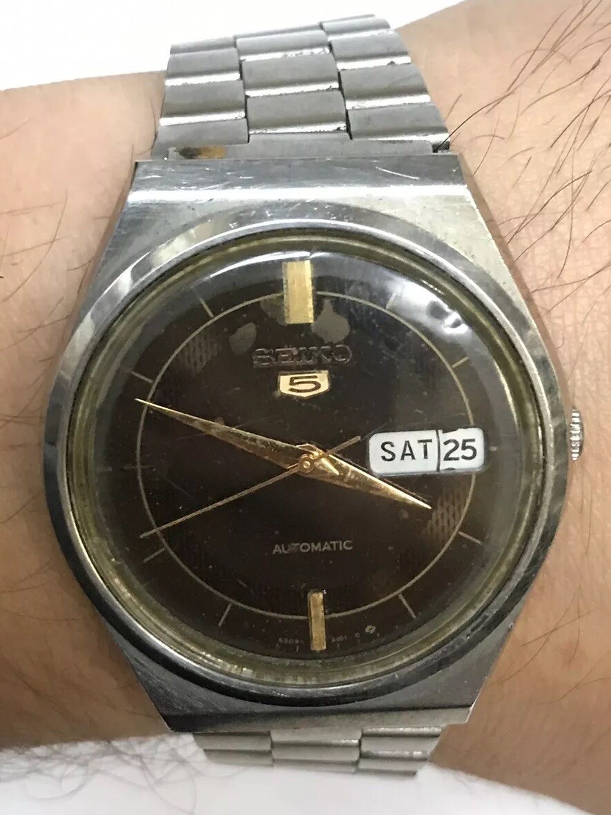Vintage Seiko Automatic Mens Stainless Steel Wrist Watch Day Date