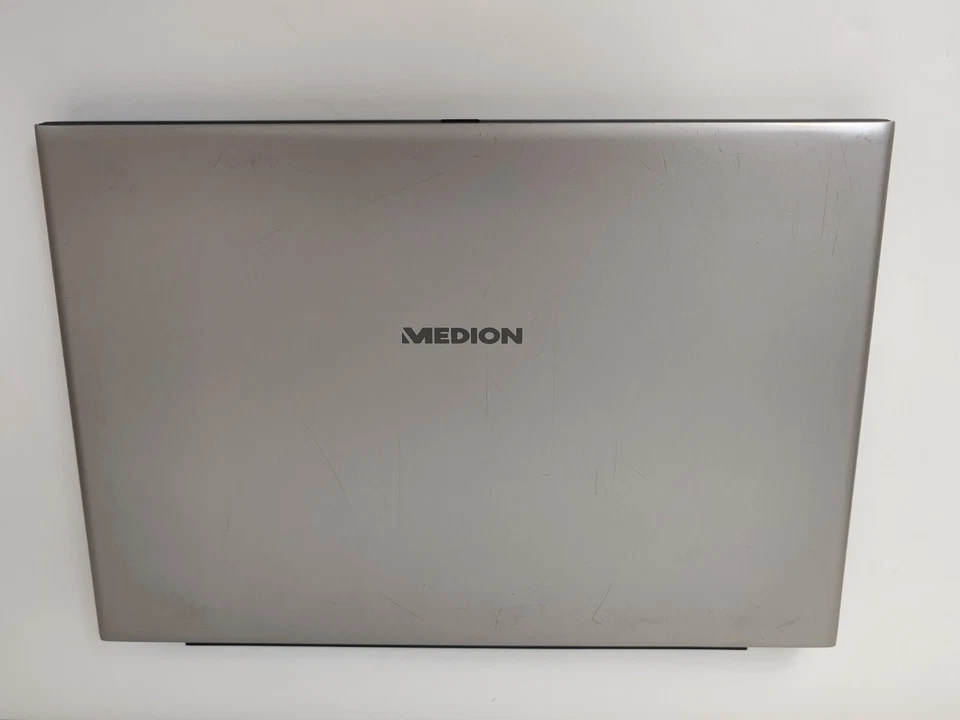 NOTEBOOK MEDION AKOYA S4220 INTEL PENTIUM N3700 4GB RAM 500GB HD WIFI WEBCAM - Immagine 4 di 4