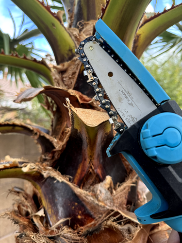 Electric Chainsaw Cordless Portable Handheld for tree Branches Courtyard  Garden - 第 7/8 張圖片