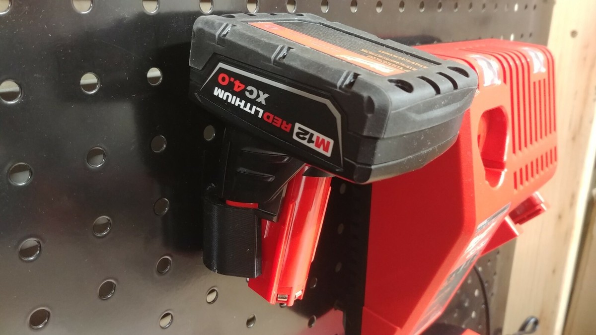 Milwaukee Battery Storage 2-Pack Milwaukee M12 Battery Holders