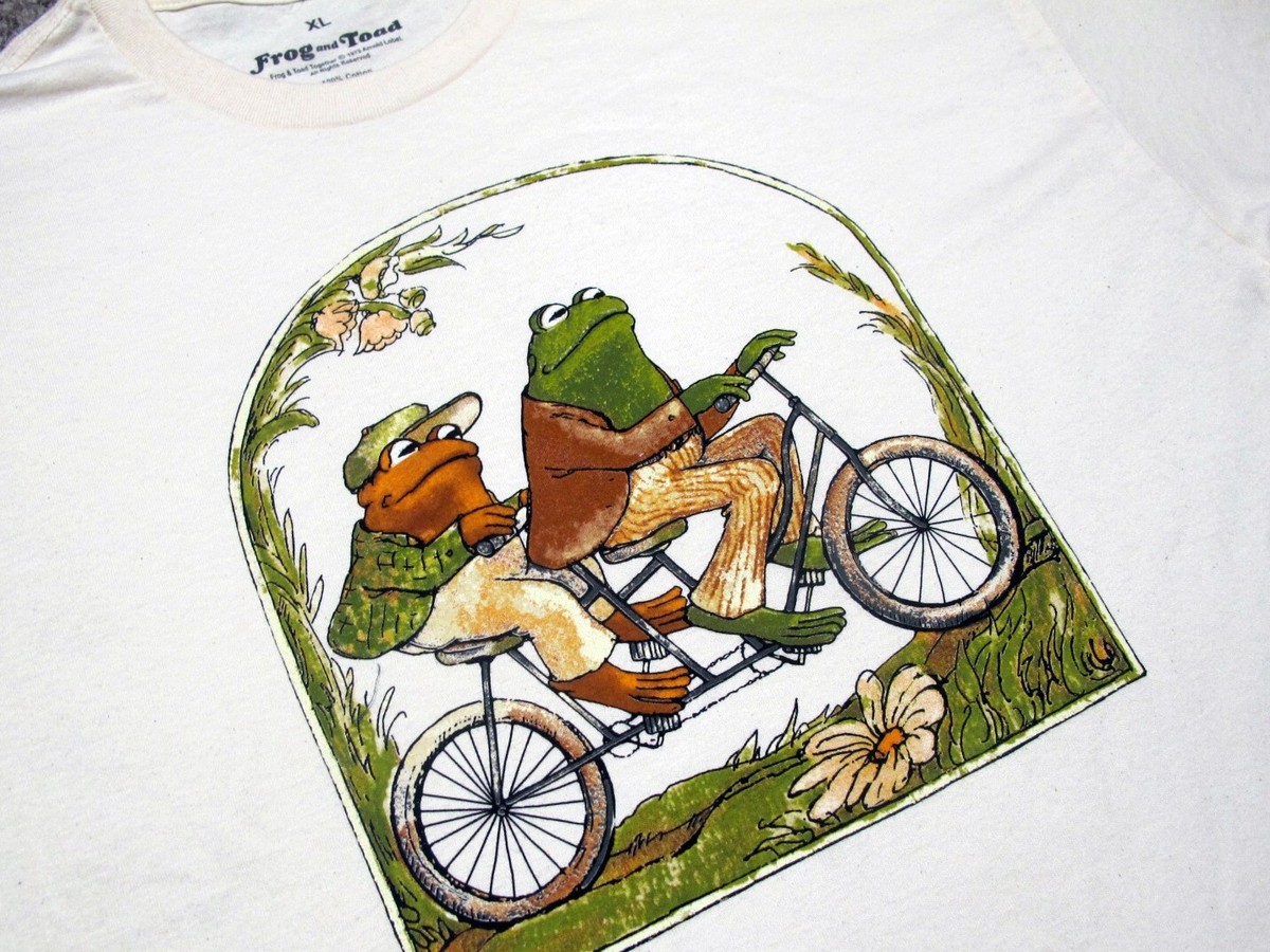 Frog Toad Tandem Bicycle ivory beige t-shirt XL literature illustration  book