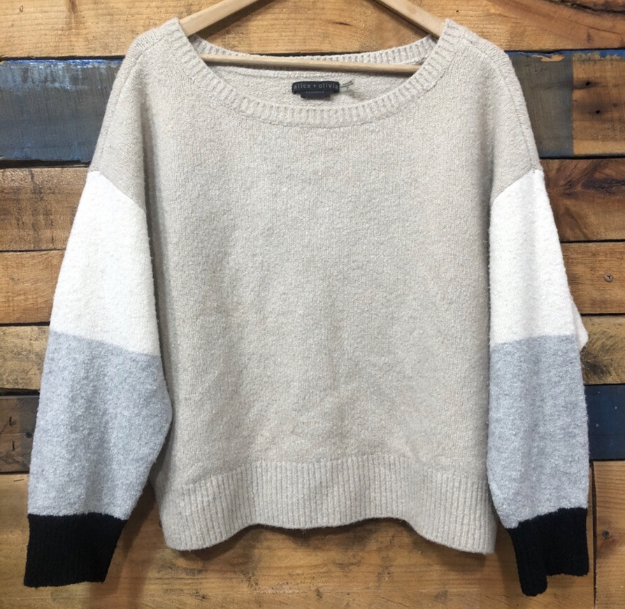 ALICE + OLIVIA Classic Boxy Oversized 