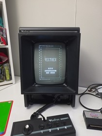 1982 Vectrex Arcade System Console 3000 Smoke Free Home 2 Controller, 2 Games