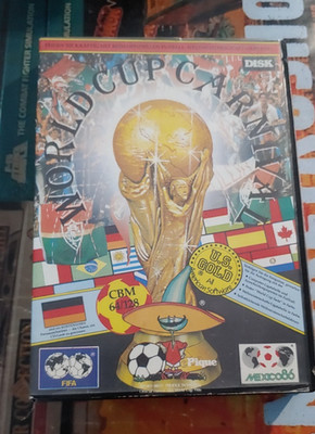 World Cup Carnival (1986) Commodore 64 (Disk, Manual, Goodies, Box) works 8-bit