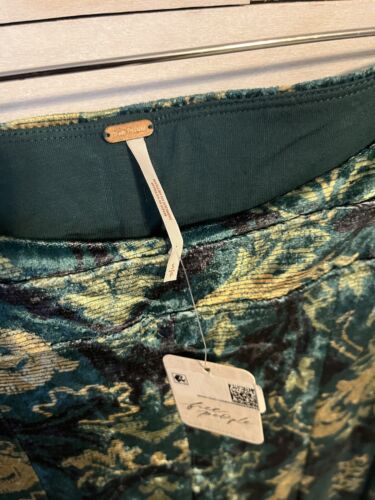 NWT Free people size S/P Hold me closer flare bell bottom pants inseam 30” - Picture 4 of 12