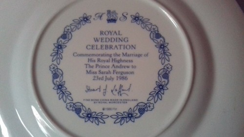 Vintage Royal Worcester China Plate : Prince Andrew & Sarah Ferguson, Wedding - Picture 5 of 5