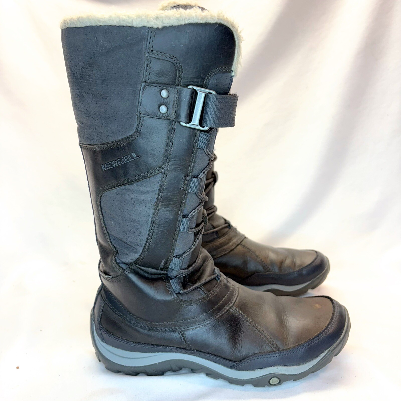 Stivali invernali donna Merrell Murren alti 6 5 impermeabili nero grigio foderati sherpa