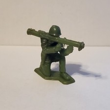 1960's Louis Marx WW2 World War 2 II Green American USA Toy Soldier 60MM Figure