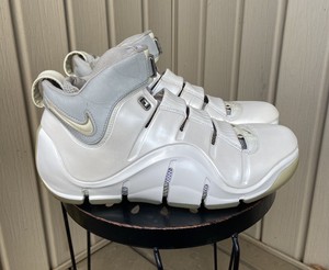 lebron no laces