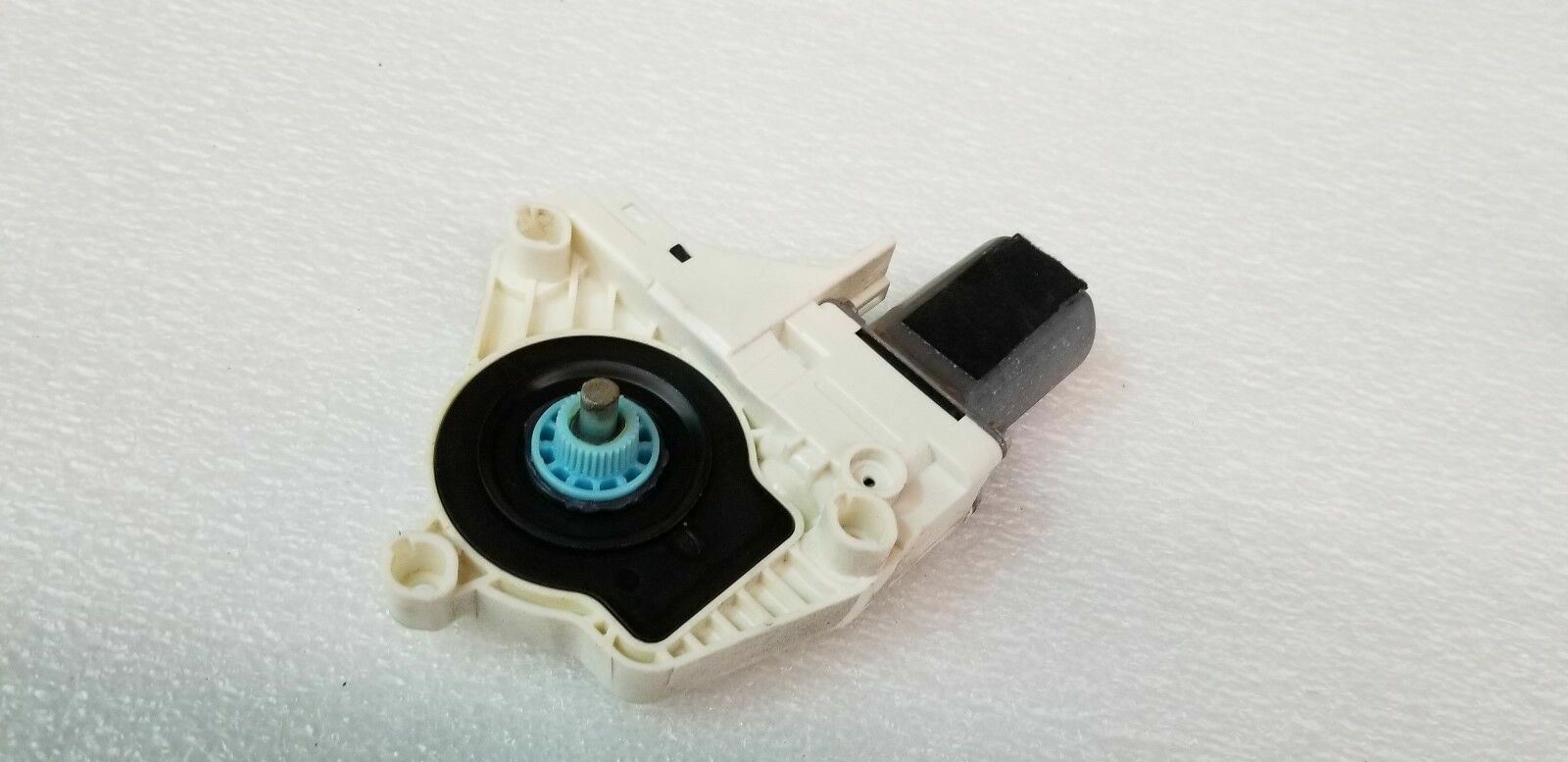 LAMBORGHINI HURACAN RIGHT PASSENGER DOOR WINDOW TRACK MOTOR OEM 8K0959802B