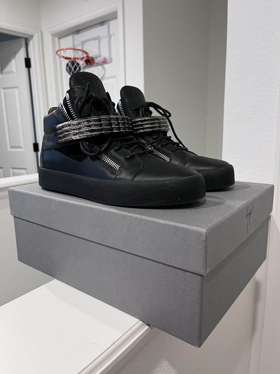 Giuseppe Zanotti Men