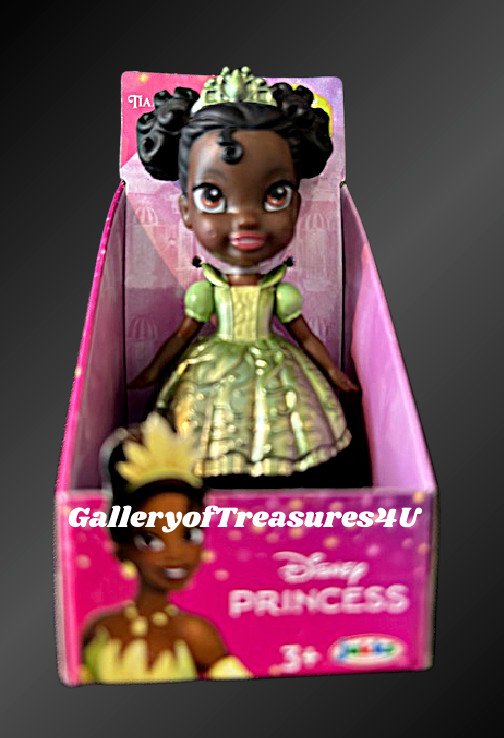 Disney Princess Mini Toddler Doll Metallic Anna Elsa Moana A