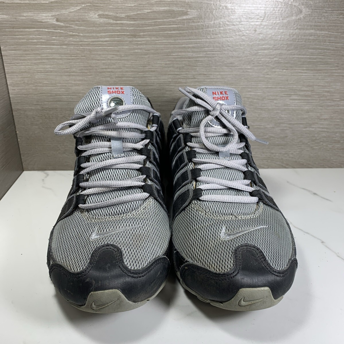 Nike Shox NZ Shoes Mens 9 Gray Red Black 2011 Running Nike Shox NZ Shoes Mens 9 Gray Red Black 2011 Running