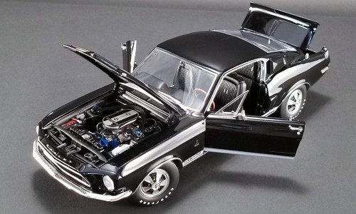 1:18 Scale 1968 Shelby Mustang GT-350H Hertz – Raven Black - Picture 2 of 2