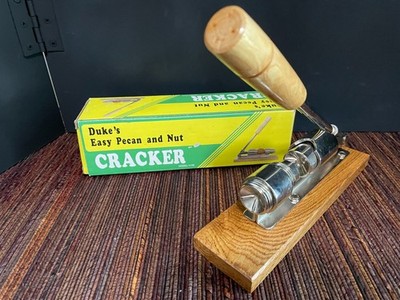 Dukes Easy Pecan and Nut Cracker EUC