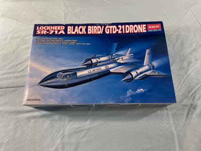 Academy Lockheed SR-71A Black Bird GTD-21 Drone 1642 1/72 NOB Model Kit