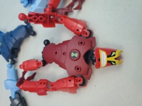 LEGO Ben 10 Alien Force Parts Lot - 8410 Swampfire & 8518 Jet Ray Figures