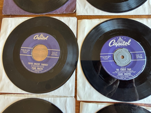 Frank Sinatra 1950er 45 RPM Lot (10) im Besitz von Sammy Davis Jr. Echtheitszertifikat alle fast neuwertig - Bild 4 von 13