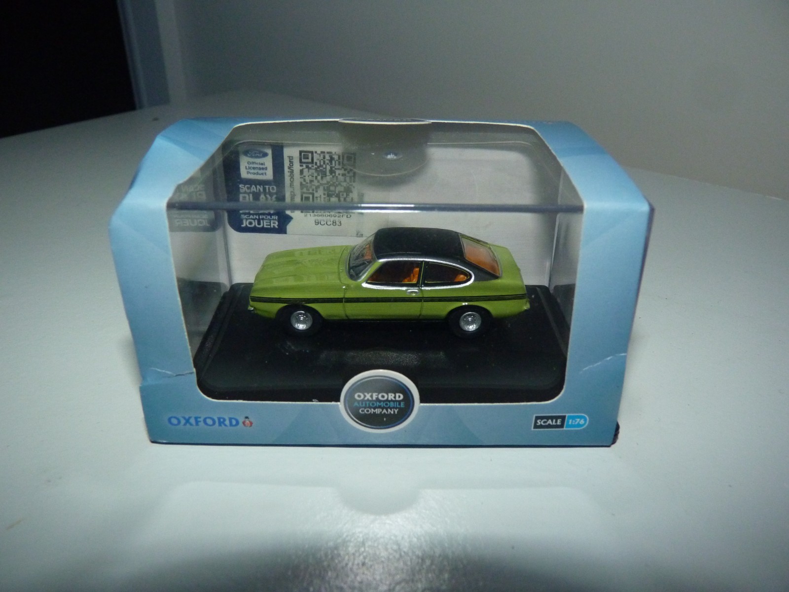 Oxford Diecast 76CPR001 Ford Capri MkII in Lime Green - MIB 1:76