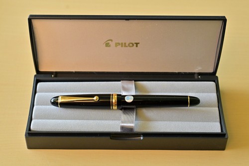 Pilot Custom 742 Falcon (FA) 14K Gold #10 Nib, CON-70 Converter - Mint Condition