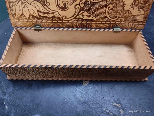 Antique Woman's Wooden Glove Box w/ Gloves - Picture 3 of 8