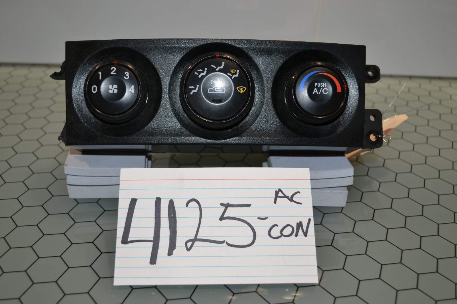 2003 2004 2005 2006 Kia Sorento AC and Heater Control Used Stock #4125-AC 