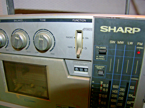 BOOMBOX SHARP GF 7300 !!!! - Foto 9 di 23