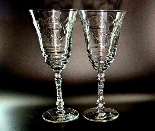 2 Rock Sharpe Normandy Wine Glasses 8" floral arches cut glass romantisim vtg - Picture 4 of 6