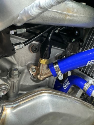 KX450 X SR 2024 - 2026 MOTO HOSE Works Silicone Y Radiator Hose BLUE 24-331YWB - Picture 6 of 14