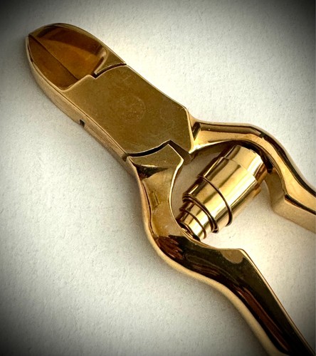 Alicates para uñas Pfeilring 3313G chapados en oro con articulación de regazo - Hechos en Alemania - Imagen 7 de 8