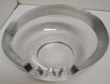 Vtg Mid-Century Modern Thick Textured Glass Minimalist  Round Ashtray Pre-owned 