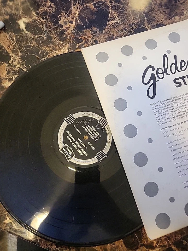 Glenn Miller Jerry Gray Plays Favorites V hop Crew Cut Anvil Chorus 33 1/3 lp - Image 4 of 4