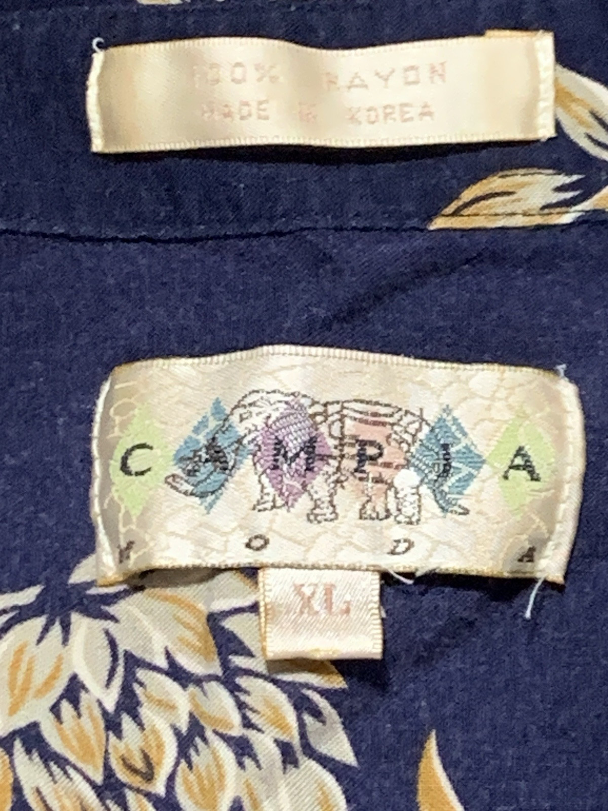 Vintage possum rayon  XL Hawaiian shirt image 2