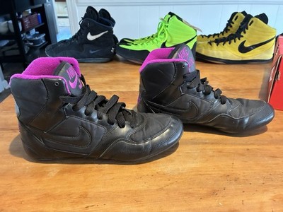 Nike Greco Supreme Wrestling Shoes - Great Condition! Sz 9 Women s/7.5 Men s