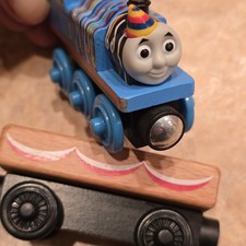 Birthday Thomas  Friends Wooden Railway Birthday NO CAKE Cargo Car Y4501