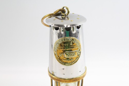 Brass Miners Lamp Protector Lamp & Lighting Co Type 6 w/ Swing Handle No. 3656 - Picture 2 of 6