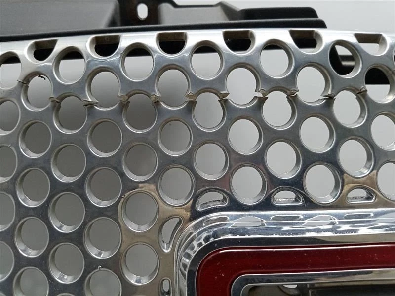 Grille Denali Upper Fits 07-14 GMC YUKON 27630 - Image 3 of 4