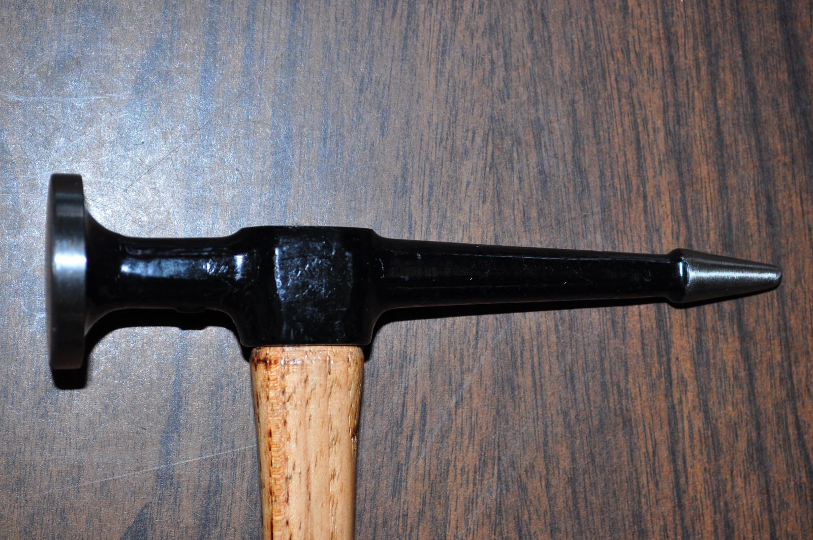 AUTO BODY PICK HAMMER WITH DING ROUND HEAD, WOOD HANDLE MARTIN158G MADE