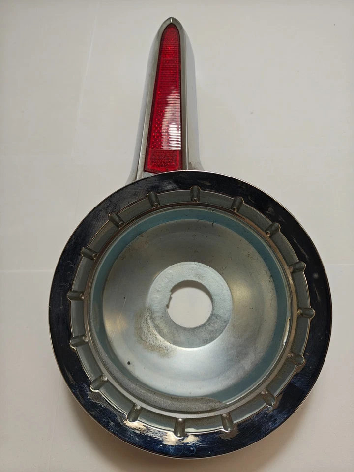 1962 Dodge Lancer Right Passenger Side Turn Signal Taillight Bezel 2189460 NOS. - Image 4 of 4