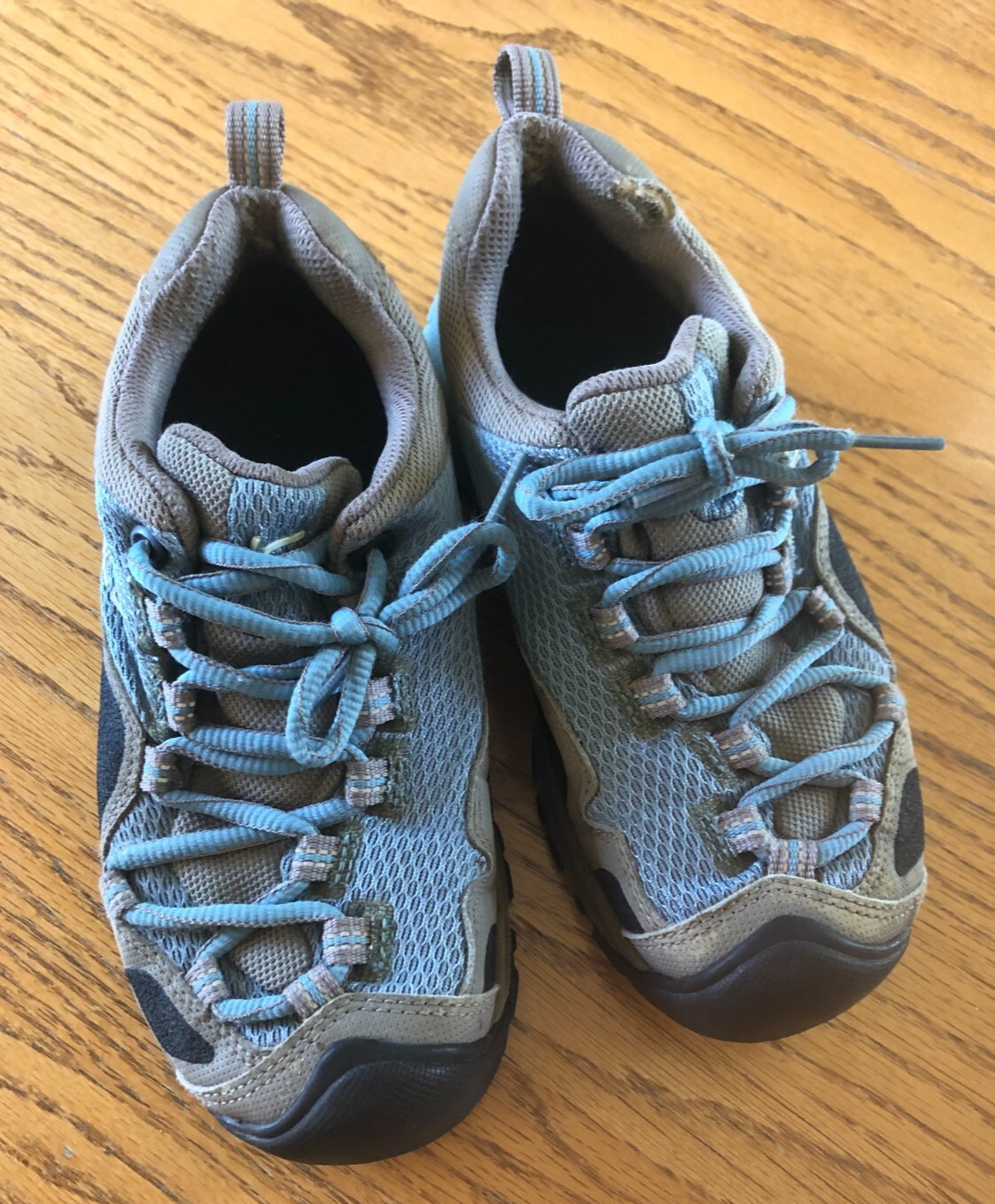 Keen Womens Trail Runner Hiking Shoe. Size 5.