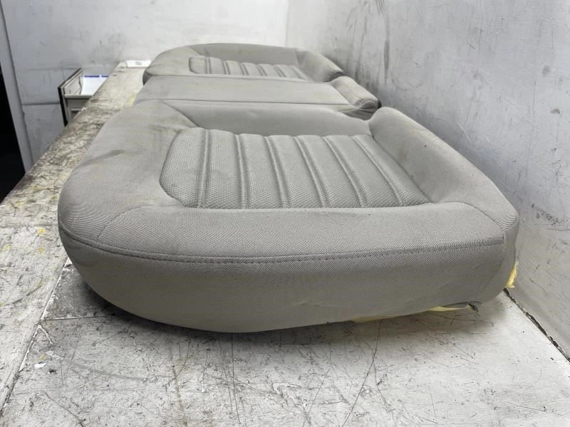 Ford Fusion Hybrid S 2018 asiento inferior trasero cojín tela ébano OEM+ Foto 3 de 4