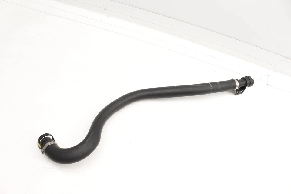 AUDI A8 QUATTRO 2011-2012 4,2 L - MANGUERA BOMBA DE AIRE SECUNDARIA / LÍNEA 079133817M Foto 2 de 4