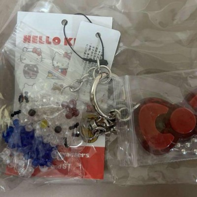 Lowrys Farm Me Hello Kitty Bead Key Charm