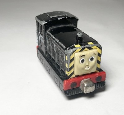 Mavis Thomas & Friends Learning Curve 2003 Magnet Train