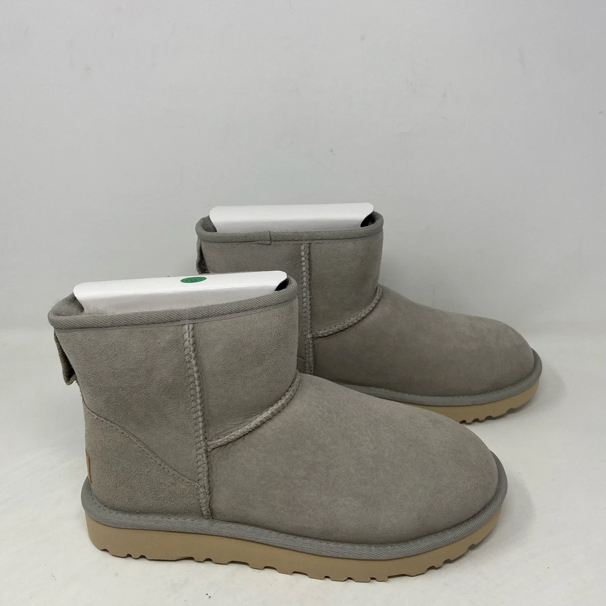 Preços baixos em UGG Australia Classic Mini Cinza Botas femininas