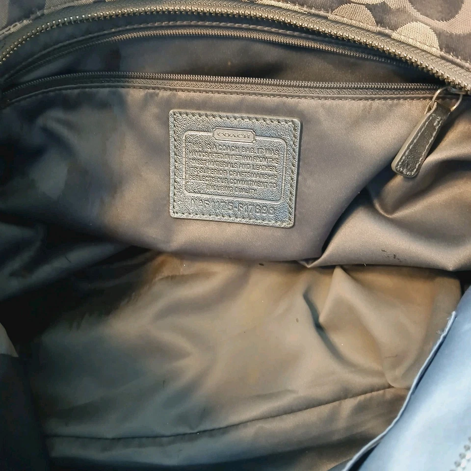 Bolso de Hombro Coach Gris Signature Cremallera Superior De Colección - F1175-F17698 Foto 3 de 4